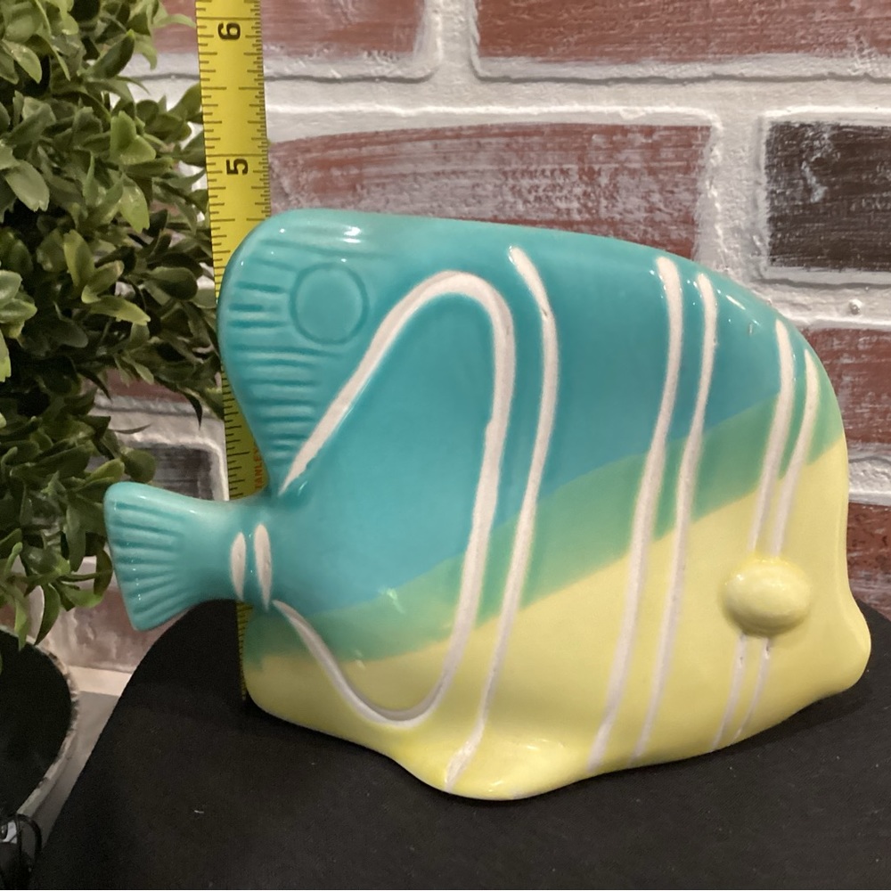 Ceramic Crafted Fish Decor - Bathroom - Kitchen - Porch - Gently Used - Nice - Picture 6 of 7